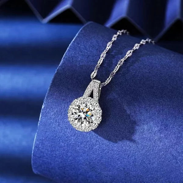 šS925 Sterling Silver Moissanite Sunflower Pendant Necklace