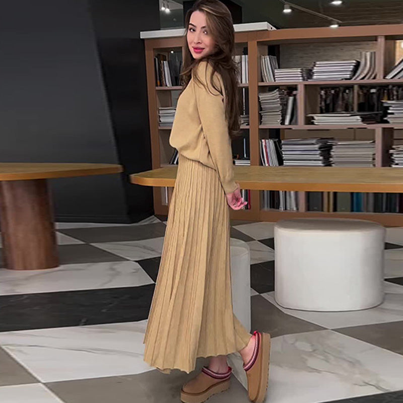 🔥HOT SALE 49% OFF🔥Women's Round-Neck Top & Pleated Skirt 2-Piece Set