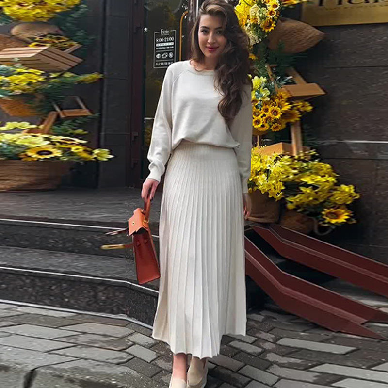 🔥HOT SALE 49% OFF🔥Women's Round-Neck Top & Pleated Skirt 2-Piece Set