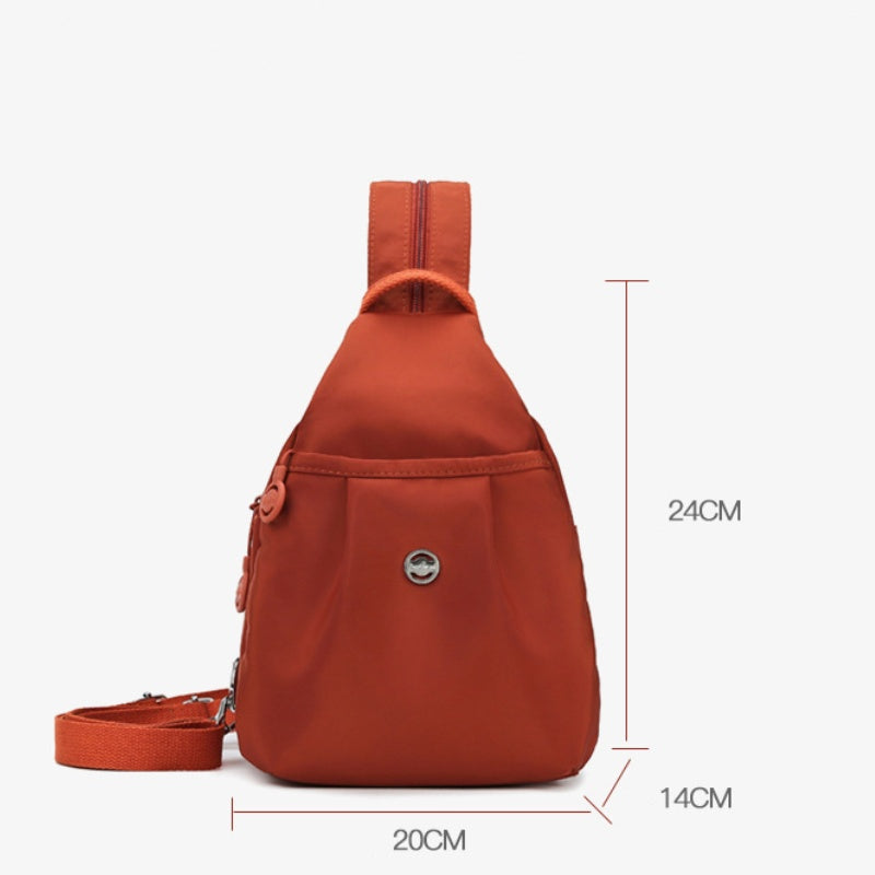 Wandelbarer Rucksack und Umhängetasche mit mehreren Taschen