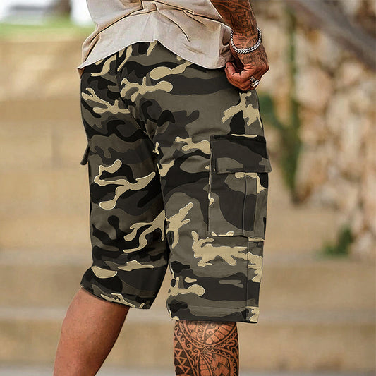 Herren-Camo-Cargoshorts mit mehreren Taschen