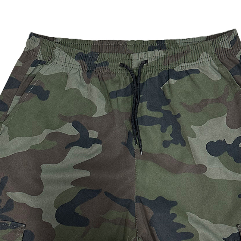 Herren-Camo-Cargoshorts mit mehreren Taschen