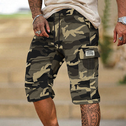 Herren-Camo-Cargoshorts mit mehreren Taschen